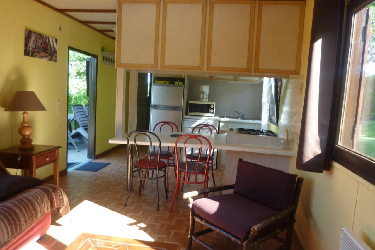 Vila Relais Du Saussay Pertheville-Ners Exteriér fotografie